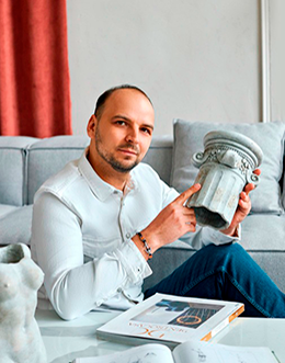 Антон Гарустович